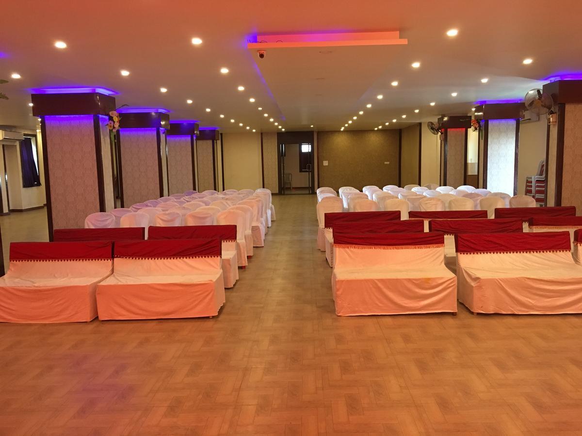 Hotel Kailash Presidency Bhópál Exteriér fotografie