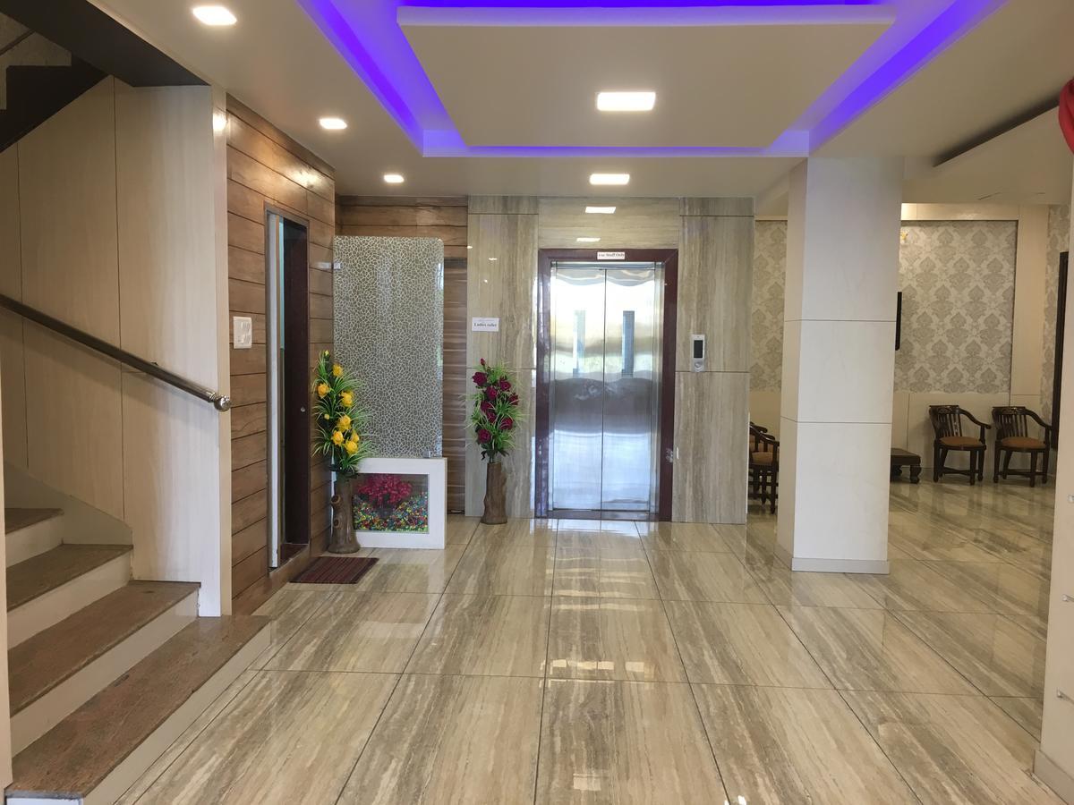 Hotel Kailash Presidency Bhópál Exteriér fotografie